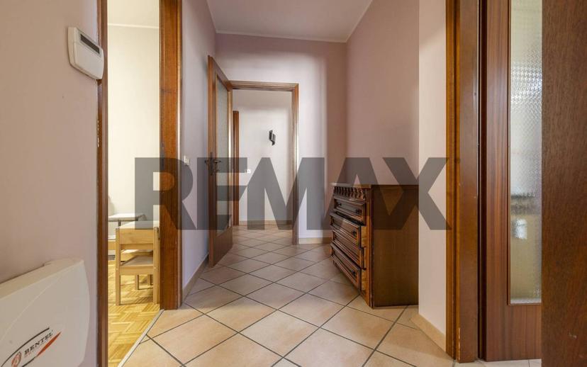Trilocale via Pallanza 21, Borsano, Busto Arsizio