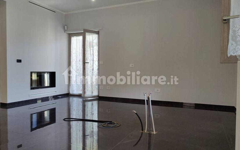 Trilocale via Castagneto 4, Orsara di Puglia — foto 4 di 20