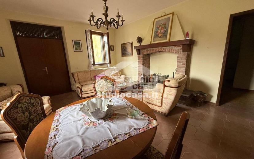 Terratetto unifamiliare 182 m², buono stato, Centro, Cella Dati — foto 9 di 12