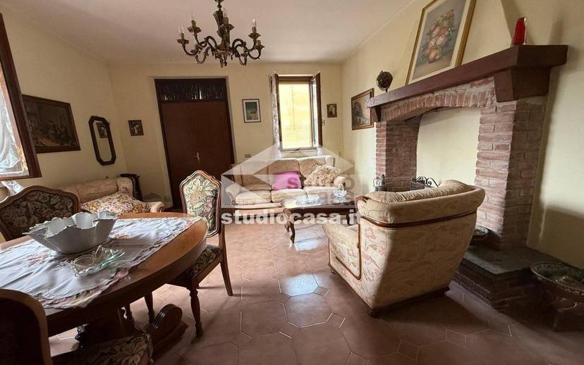 Terratetto unifamiliare 182 m², buono stato, Centro, Cella Dati — foto 12 di 12