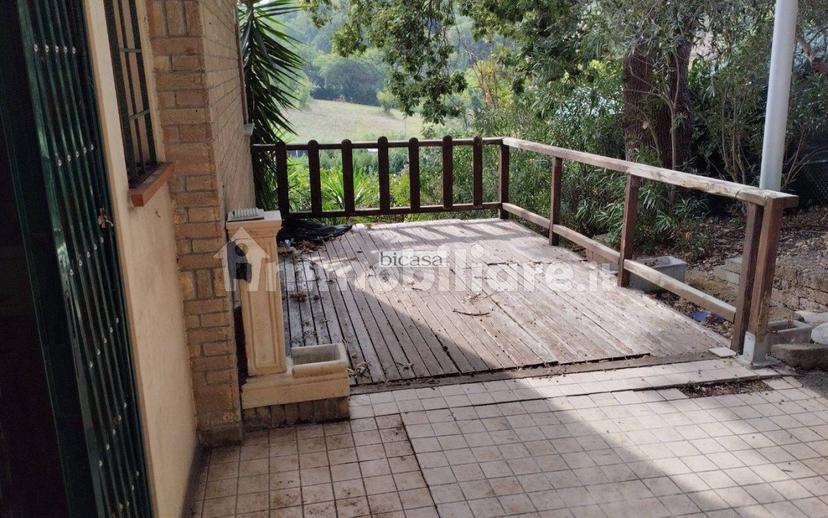 Villa unifamiliare, buono stato, 388 m², Colle Ardizio, Pesaro — foto 14 di 37