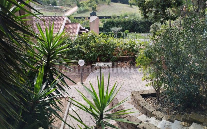 Villa unifamiliare, buono stato, 388 m², Colle Ardizio, Pesaro — foto 35 di 37