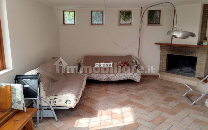 Villa unifamiliare, buono stato, 388 m², Colle Ardizio, Pesaro — foto 27 di 37