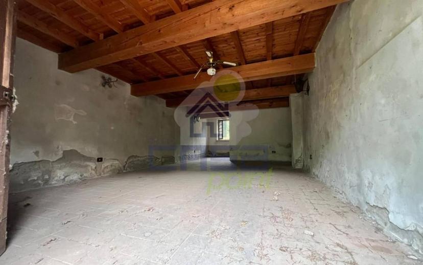 Cascina, da ristrutturare, 198 m², Santo Stefano Lodigiano — foto 12 di 19