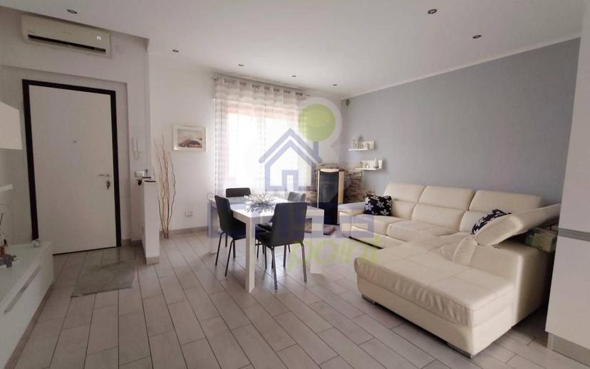 Terratetto unifamiliare 120 m², ottimo stato, Fombio — foto 6 di 19