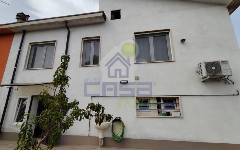 Terratetto unifamiliare 120 m², ottimo stato, Fombio — foto 2 di 19