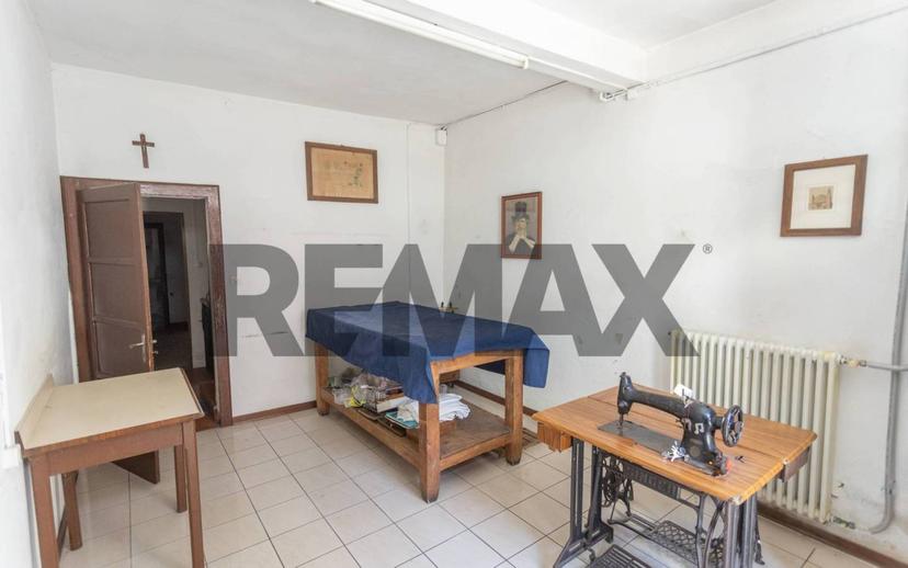 Appartamento via Agostino Berenini 129, Centro, Fidenza — foto 2 di 28