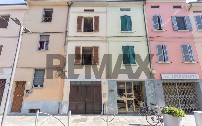 Appartamento via Agostino Berenini 129, Centro, Fidenza — foto 15 di 28