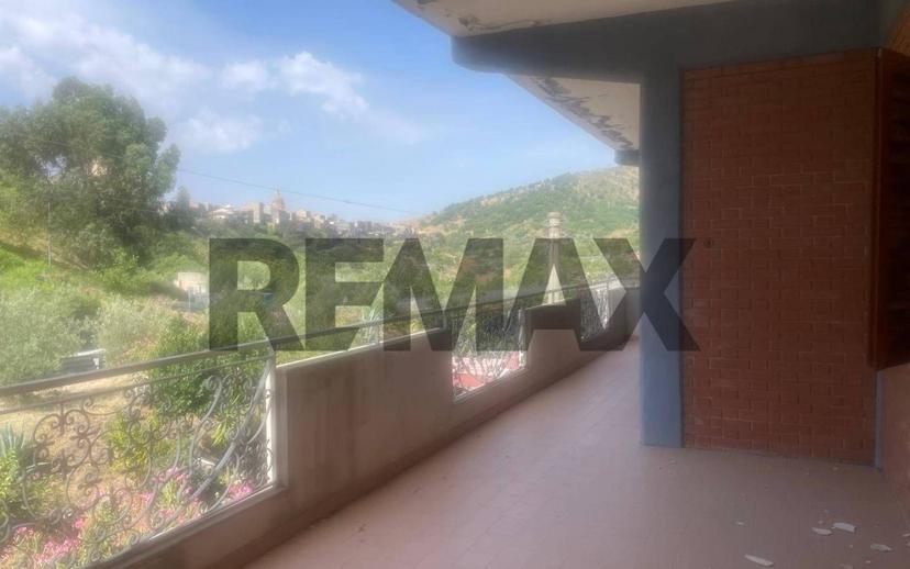 Terratetto unifamiliare largo San Giuliano 7, Centro, Randazzo — foto 22 di 24