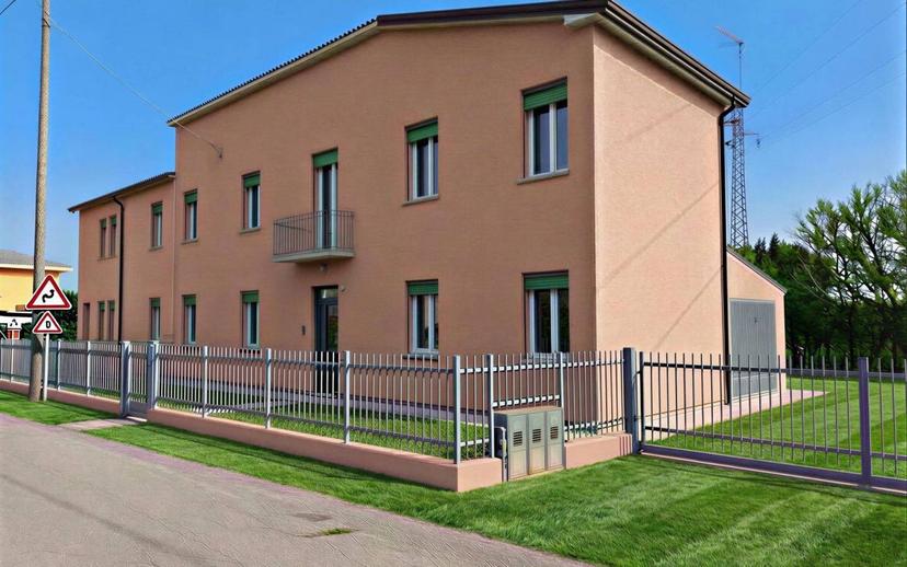 Trilocale via Giuseppe Verdi 133G, Centro, Villadose — foto 2 di 11