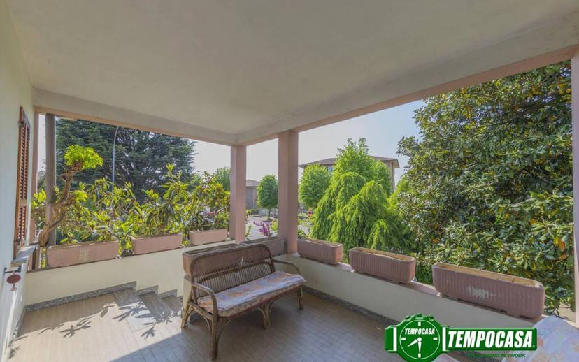 Villa bifamiliare via Alcide De Gasperi, Centro, Cura Carpignano — foto 6 di 12