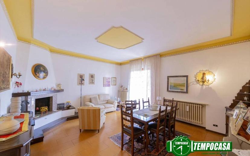 Villa bifamiliare via Alcide De Gasperi, Centro, Cura Carpignano — foto 5 di 12
