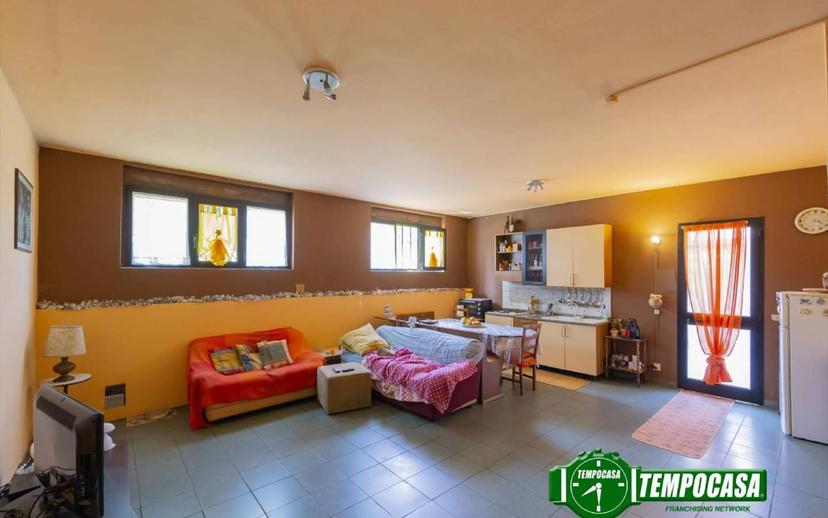 Villa bifamiliare via Alcide De Gasperi, Centro, Cura Carpignano — foto 10 di 12