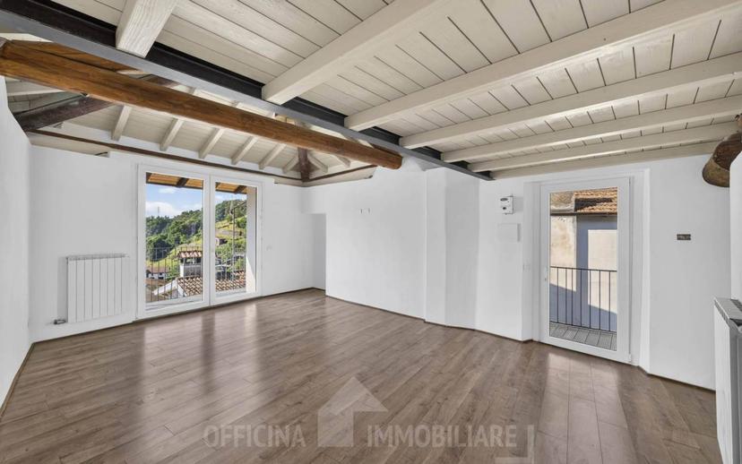 Trilocale ottimo stato, secondo piano, Centro, Musso — foto 18 di 27