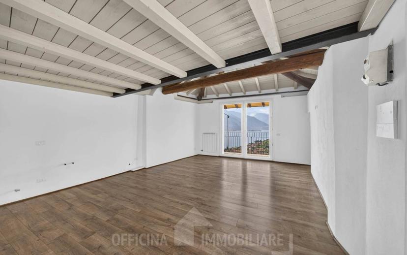 Trilocale ottimo stato, secondo piano, Centro, Musso — foto 11 di 27