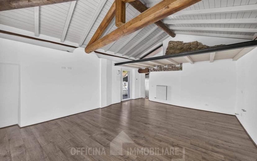 Trilocale ottimo stato, secondo piano, Centro, Musso — foto 8 di 27