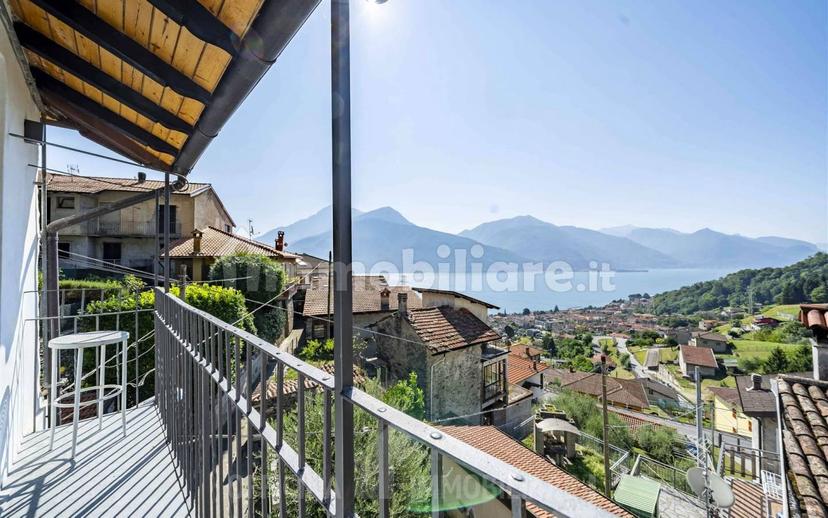 Trilocale ottimo stato, secondo piano, Centro, Musso — foto 25 di 27