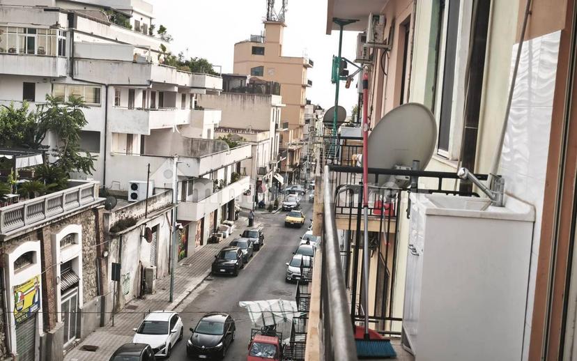 Trilocale via Possidonea, Centro Storico, Reggio Calabria — foto 11 di 15