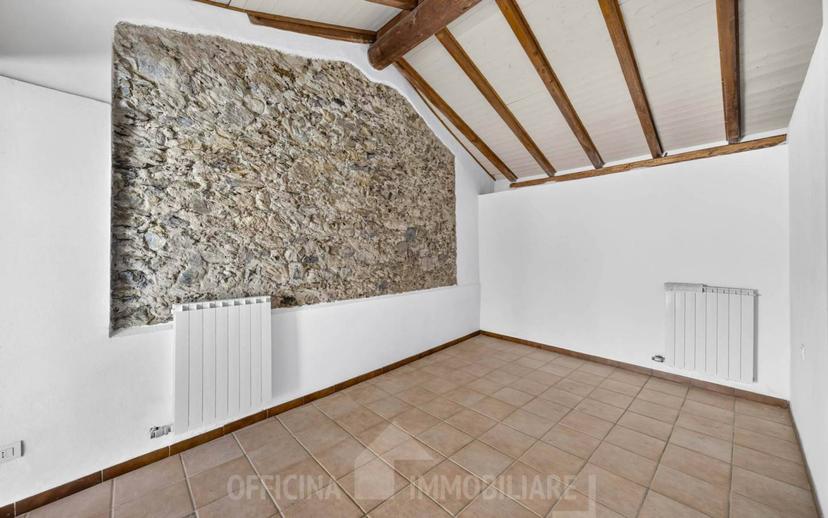 Trilocale ottimo stato, secondo piano, Centro, Musso — foto 20 di 27