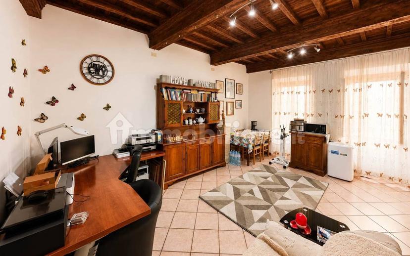 Bilocale ottimo stato, primo piano, Città, Montevarchi