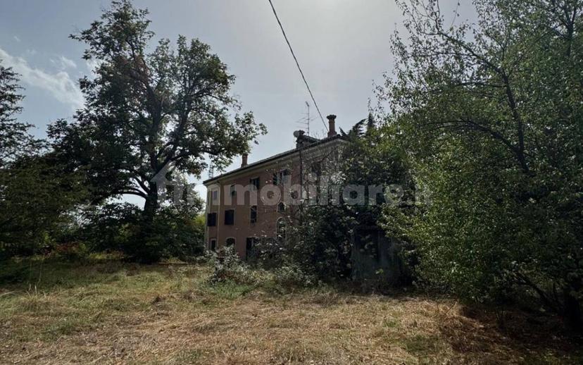 Villa plurifamiliare Strada Stradella, Novi Ligure — foto 49 di 57