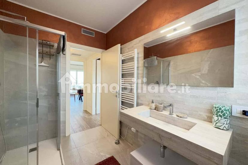 Trilocale via Miralago, Peschiera del Garda — foto 27 di 38