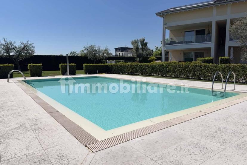 Trilocale via Miralago, Peschiera del Garda — foto 5 di 38