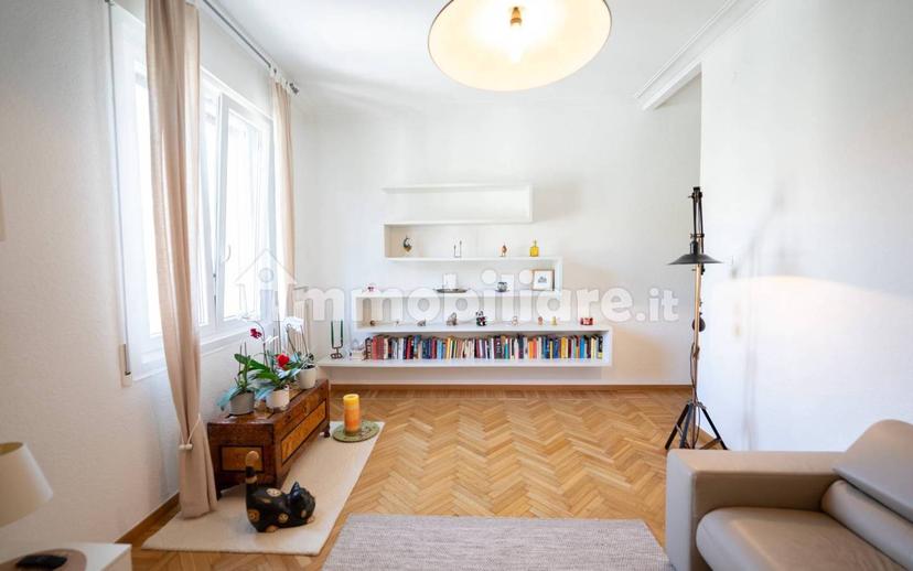 Appartamento piazza Giuseppe Mazzini, Gries - San Quirino, Bolzano — foto 39 di 51