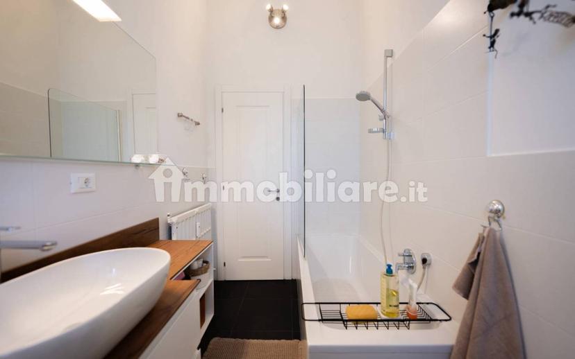 Appartamento piazza Giuseppe Mazzini, Gries - San Quirino, Bolzano — foto 13 di 51
