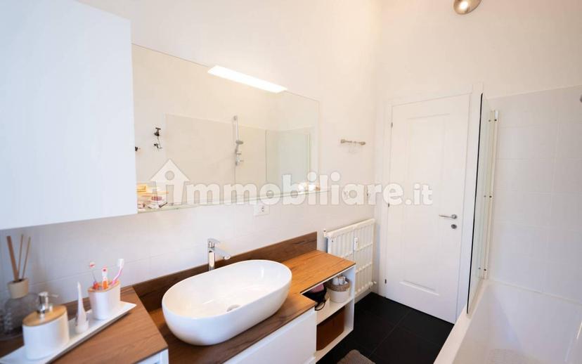 Appartamento piazza Giuseppe Mazzini, Gries - San Quirino, Bolzano