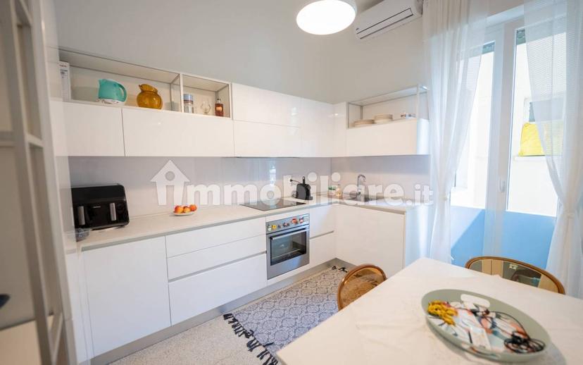 Appartamento piazza Giuseppe Mazzini, Gries - San Quirino, Bolzano — foto 36 di 51