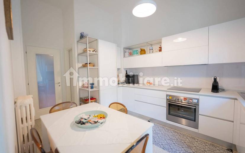 Appartamento piazza Giuseppe Mazzini, Gries - San Quirino, Bolzano — foto 9 di 51