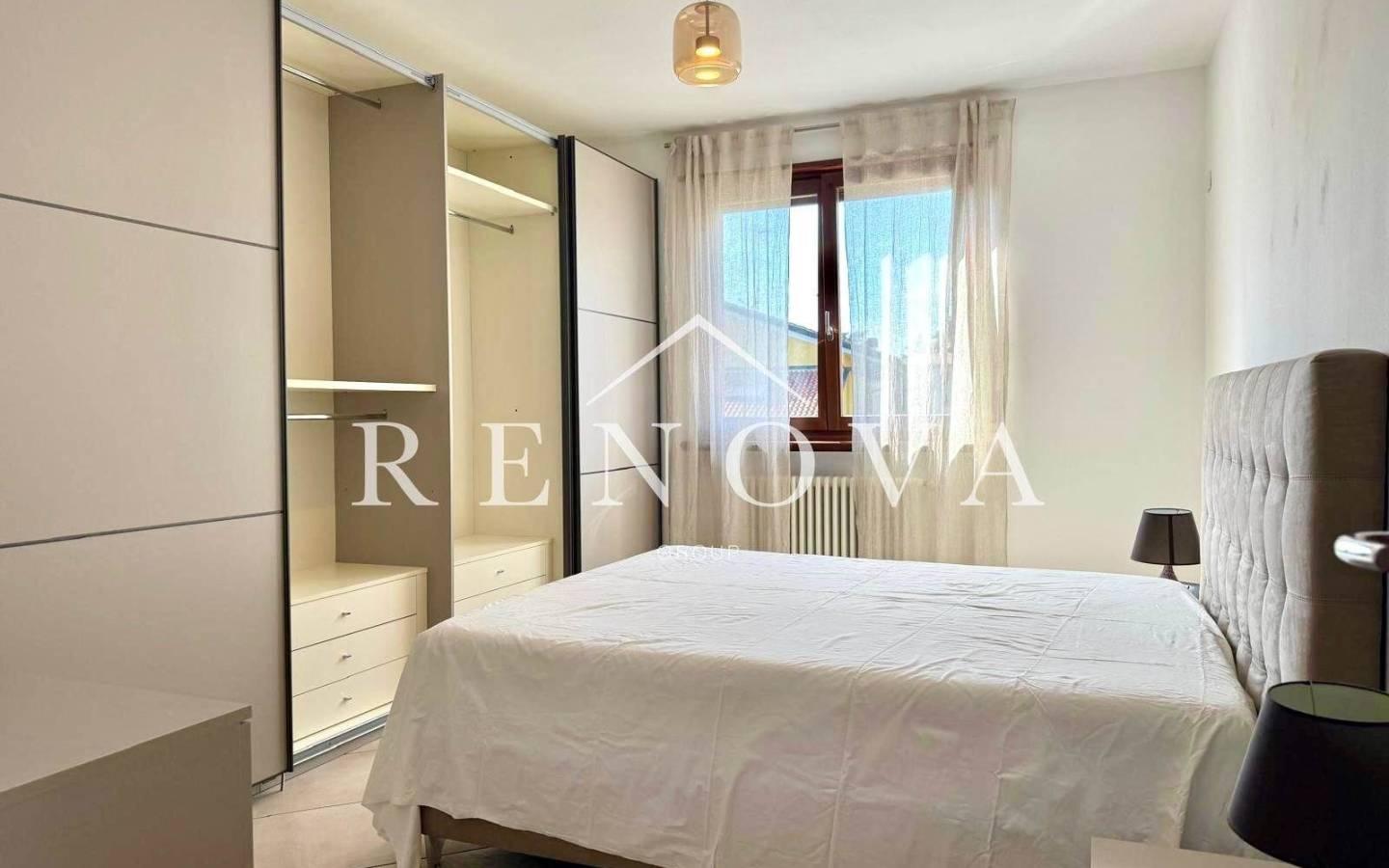 Trilocale via Collodi 2, Centro, Peschiera del Garda