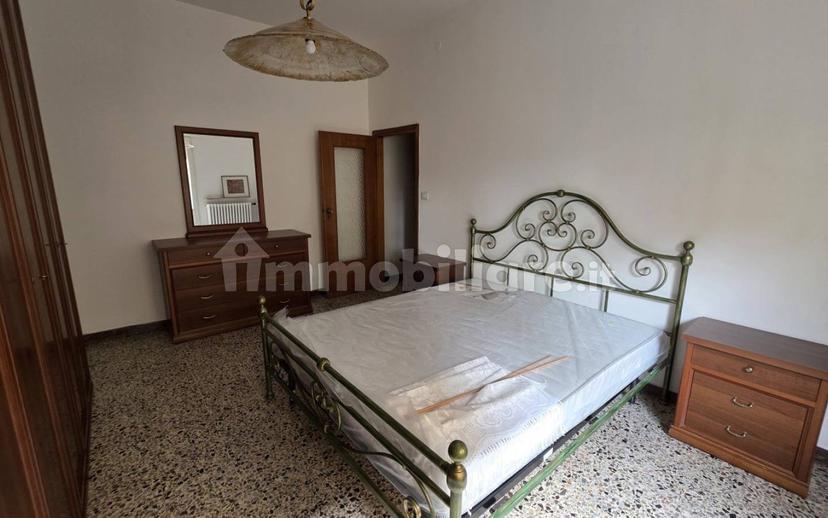 Bilocale buono stato, primo piano, Regina Pacis, Reggio Emilia — foto 5 di 13