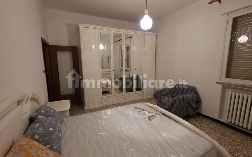 Bilocale buono stato, primo piano, Regina Pacis, Reggio Emilia — foto 10 di 13