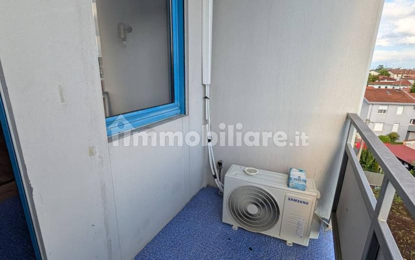 Bilocale piano terra, Centro, Sacile — foto 2 di 10