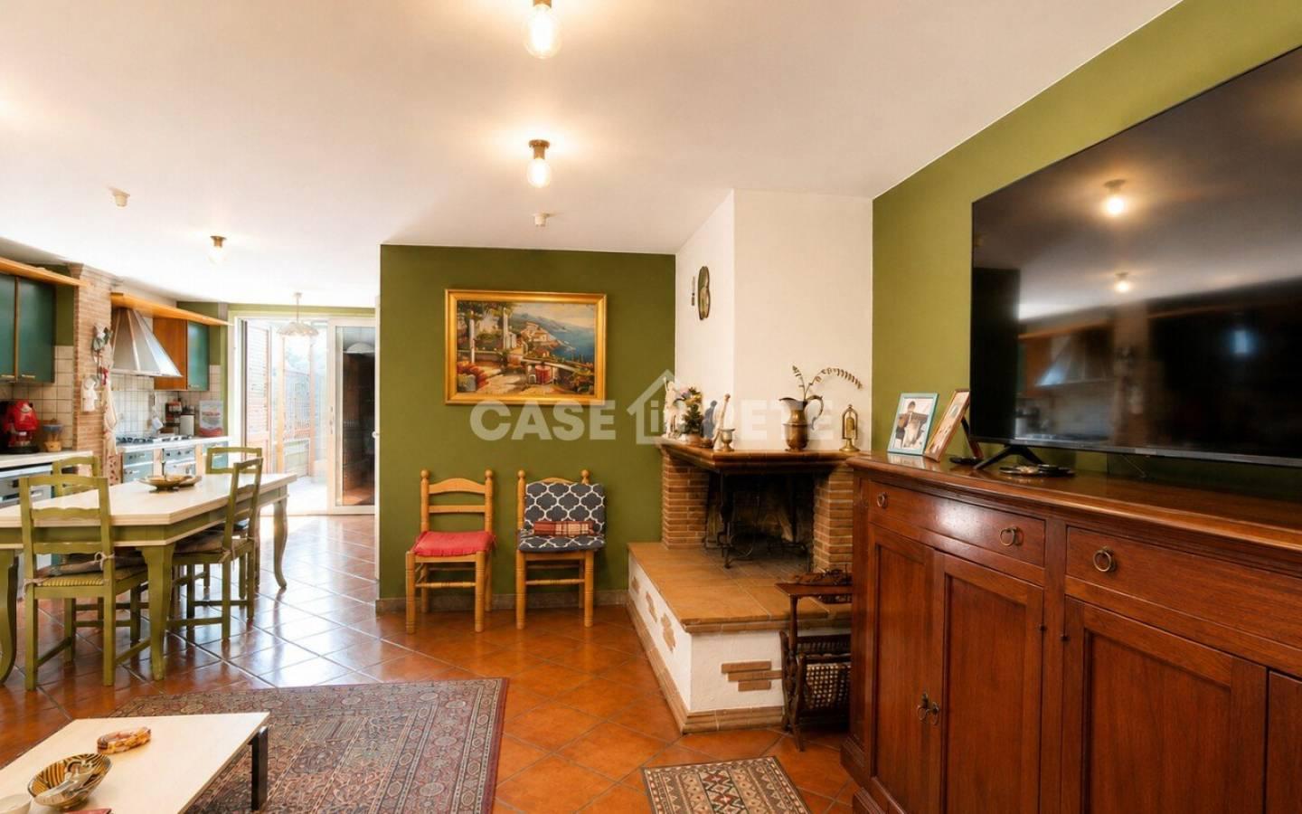 Villa a schiera via Puglia 1/A, Grotte Santo Stefano, Viterbo
