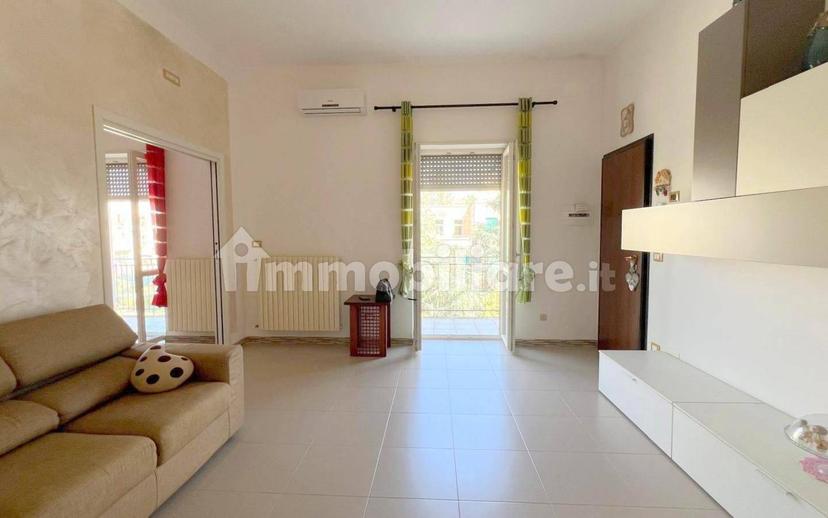 Appartamento via Mercadante, Ceglie Messapica — foto 24 di 28