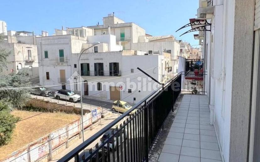Appartamento via Mercadante, Ceglie Messapica — foto 5 di 28