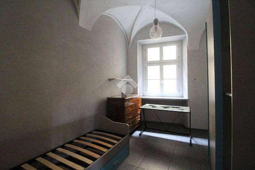 Trilocale via palazzo di città 4, Centro, Saluzzo — foto 14 di 16
