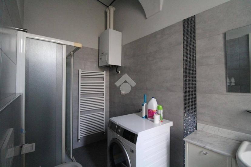 Trilocale via palazzo di città 4, Centro, Saluzzo — foto 2 di 16