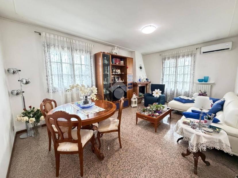 Trilocale via Fratelli Rosselli 77, Centro, Formigine — foto 22 di 23