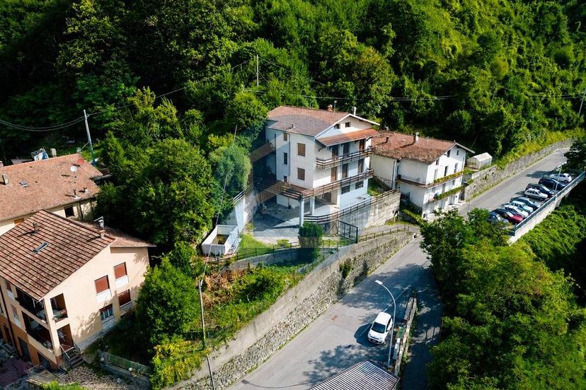 Villa unifamiliare via Alta Guardia, Astrio, Breno — foto 12 di 47