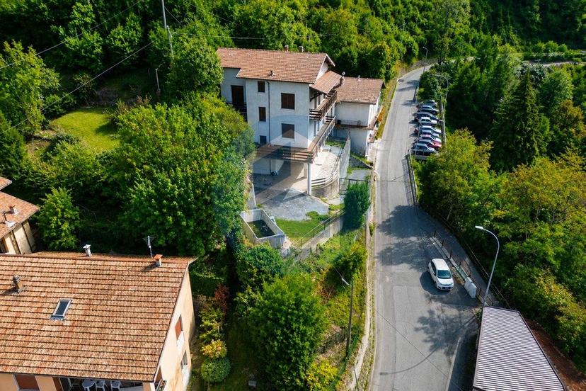 Villa unifamiliare via Alta Guardia, Astrio, Breno — foto 40 di 47