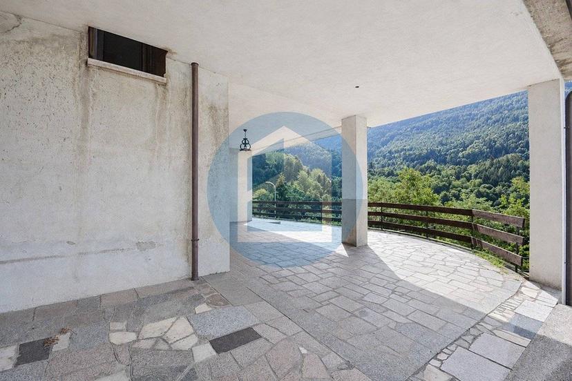Villa unifamiliare via Alta Guardia, Astrio, Breno — foto 24 di 47
