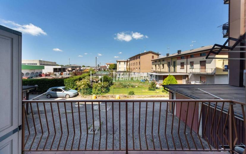 Trilocale via Giacomo Leopardi 4, Centro, Barzago — foto 6 di 31
