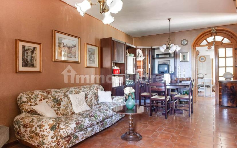 Quadrilocale via Volturno 2, Centro, Lizzano in Belvedere — foto 2 di 20