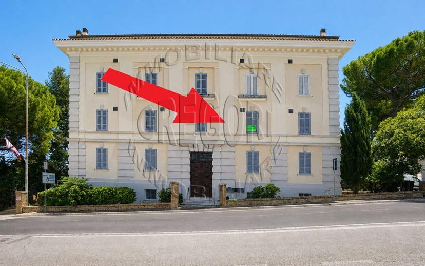 Quadrilocale viale Trento 17, Centro, Fermo — foto 11 di 25