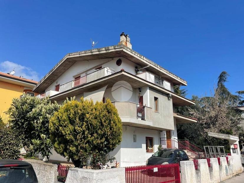 Quadrilocale via delle Rose 11, San Silvestro, Santo Stefano, Silvi — foto 3 di 17