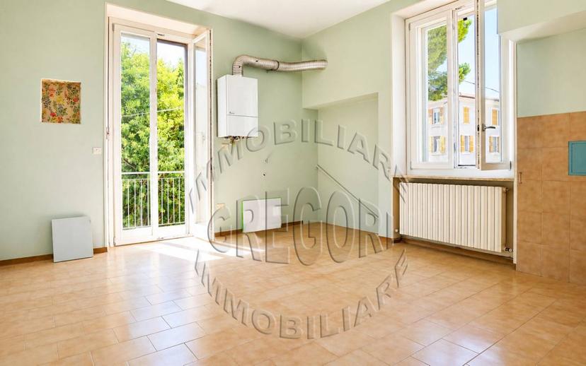 Quadrilocale viale Trento 17, Centro, Fermo — foto 16 di 25